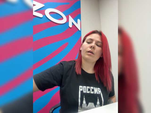 mIrindAcam's BongaCams show and profile