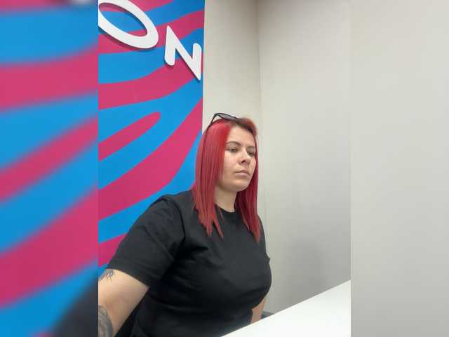 mIrindAcam's BongaCams show and profile