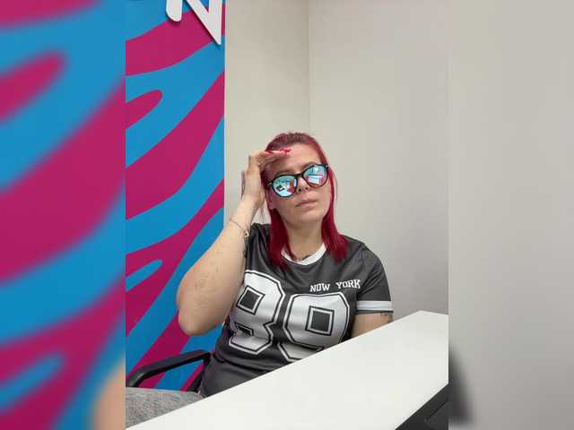 mIrindAcam's BongaCams show and profile