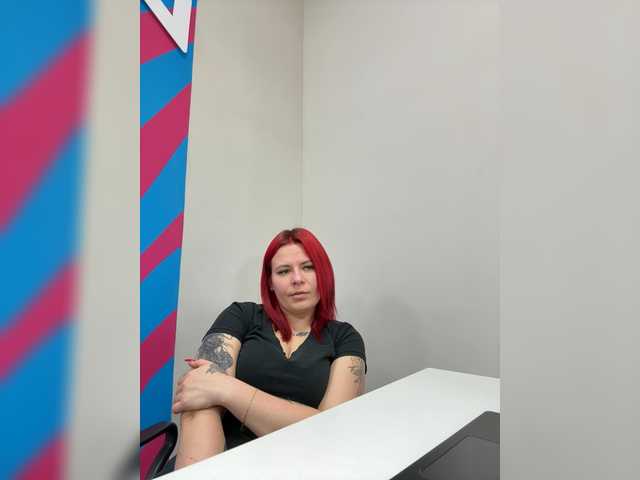 mIrindAcam's BongaCams show and profile