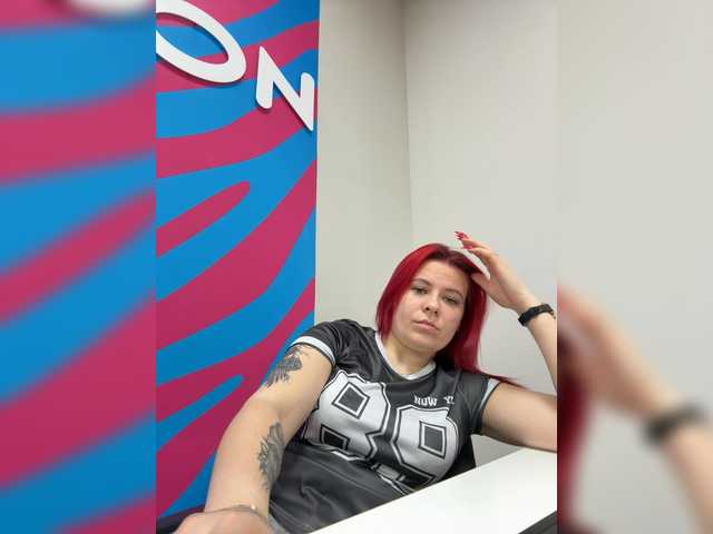 mIrindAcam's BongaCams show and profile