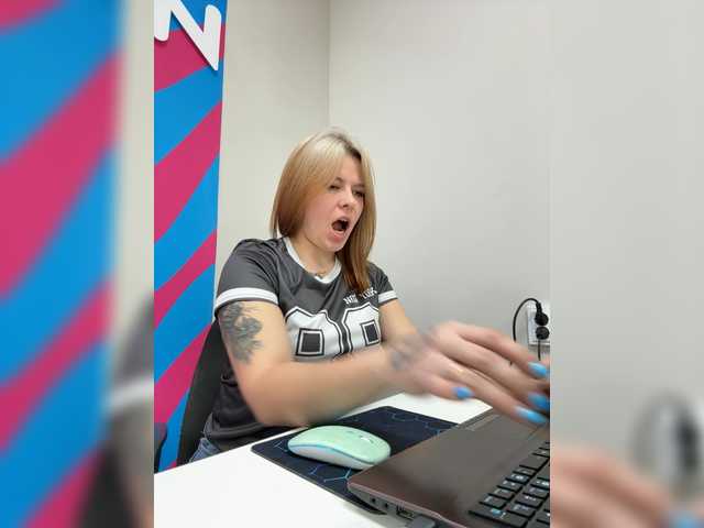 mIrindAcam – webcam model profile photo