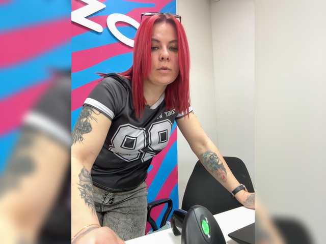 mIrindAcam's BongaCams show and profile