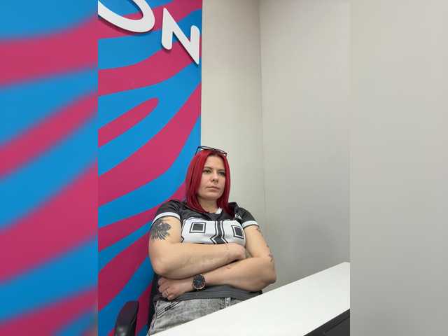 mIrindAcam's BongaCams show and profile