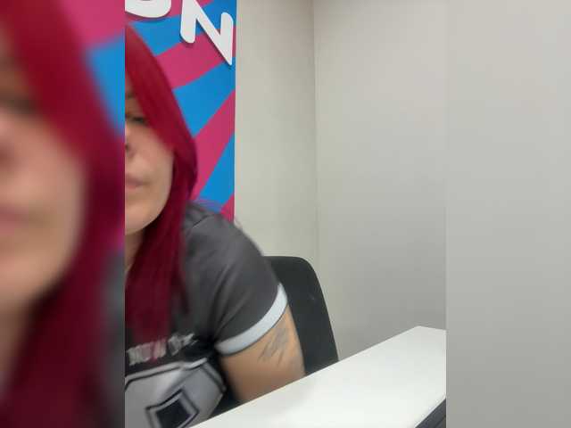 mIrindAcam's BongaCams show and profile