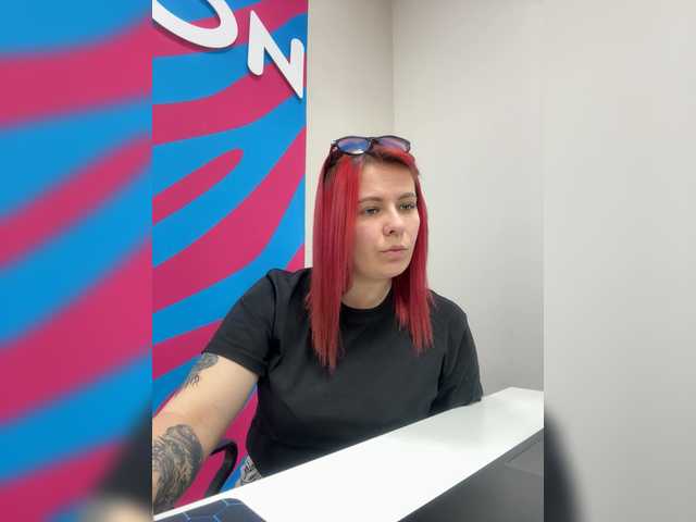 mIrindAcam's BongaCams show and profile