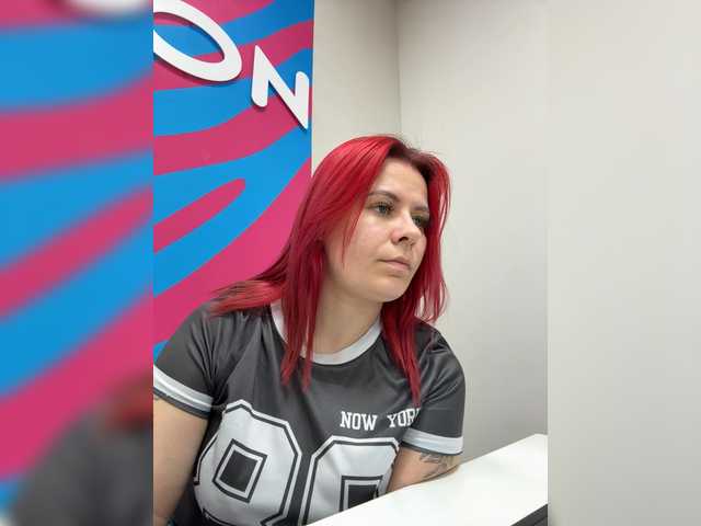 mIrindAcam's BongaCams show and profile