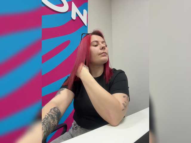 mIrindAcam's BongaCams show and profile