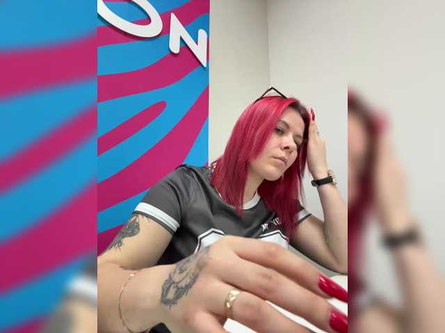 mIrindAcam's BongaCams show and profile