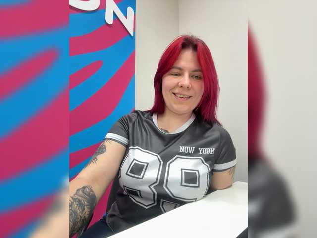 mIrindAcam's BongaCams show and profile