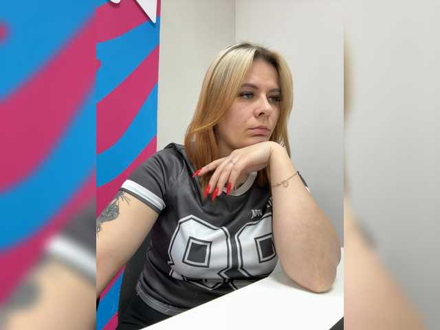 mIrindAcam from BongaCams is Freechat