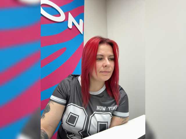 mIrindAcam's BongaCams show and profile