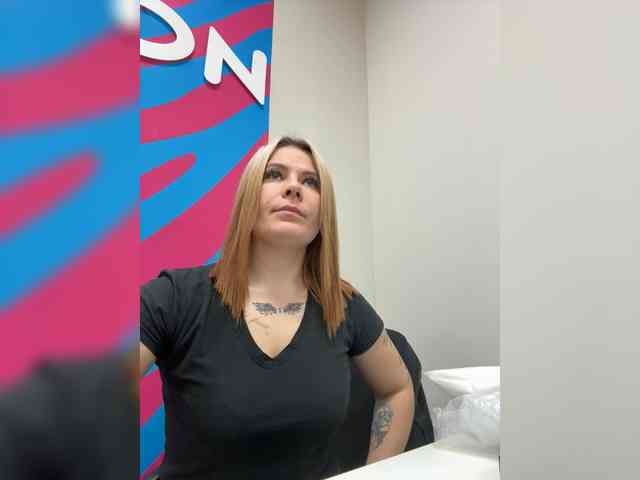 mIrindAcam Live Webcam on BongaCams