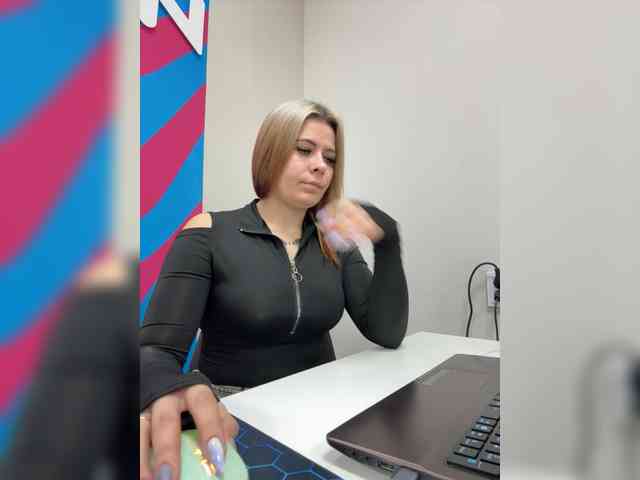 mIrindAcam Live Webcam on BongaCams