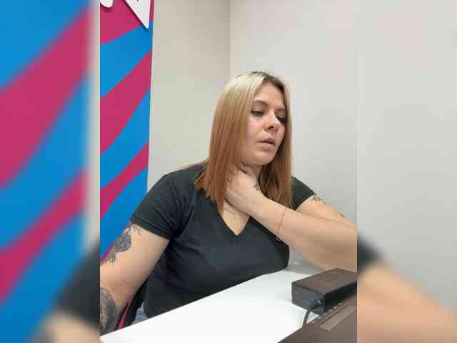 mIrindAcam Live Webcam on BongaCams