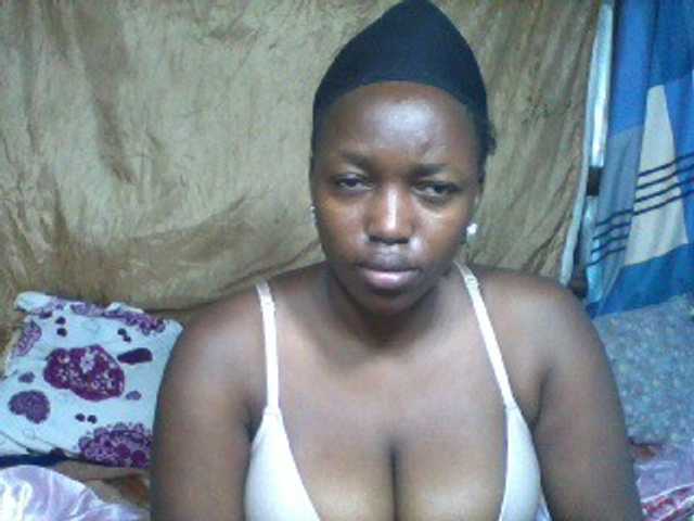 Sexxyladies's BongaCams show and profile