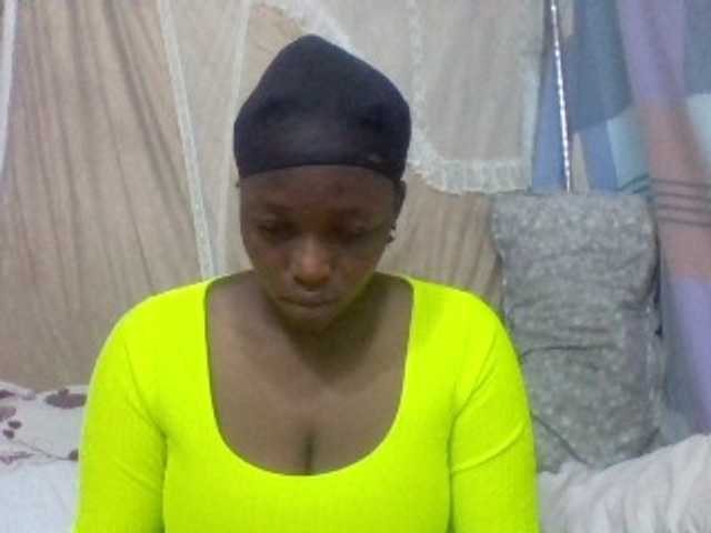 Sexxyladies's BongaCams show and profile