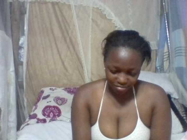 Sexxyladies's BongaCams show and profile