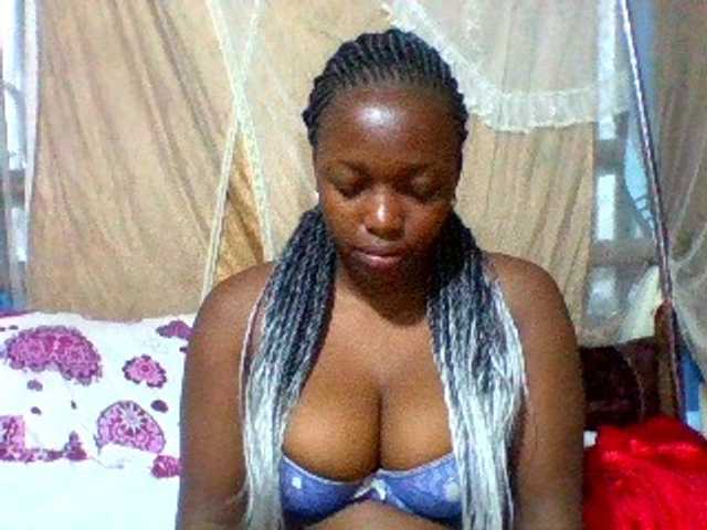 Sexxyladies's BongaCams show and profile