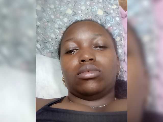 Sexxyladies webcam bongacams model stream image