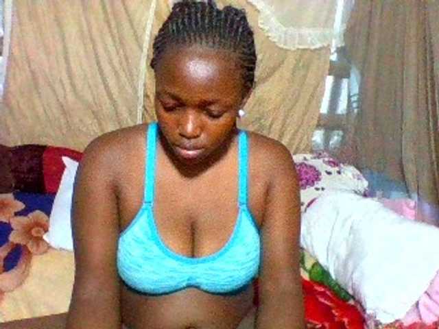 Sexxyladies's BongaCams show and profile