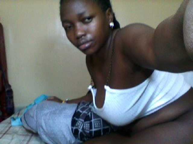 Sexxyladies's BongaCams show and profile