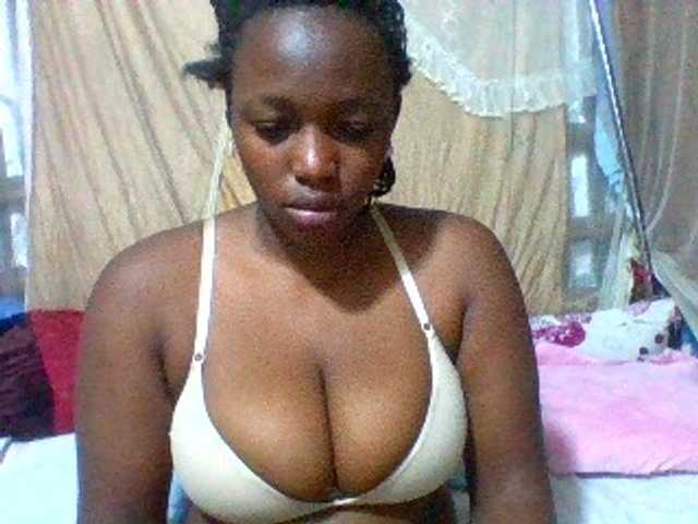 Sexxyladies's BongaCams show and profile