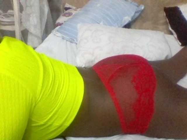 Sexxyladies's BongaCams show and profile