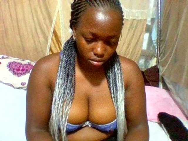 Sexxyladies's BongaCams show and profile