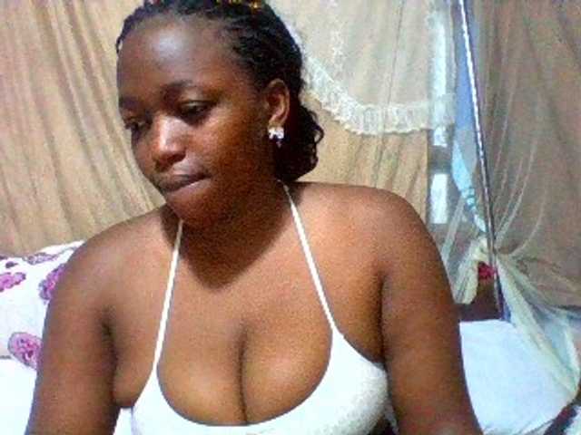 Sexxyladies's BongaCams show and profile