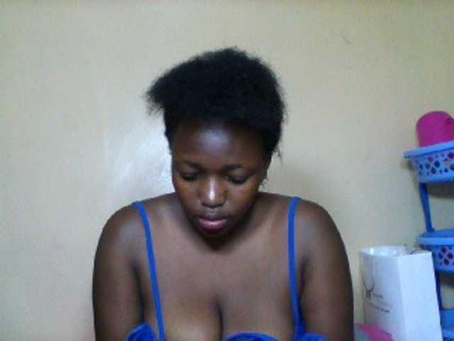 Sexxyladies webcam bongacams model stream image