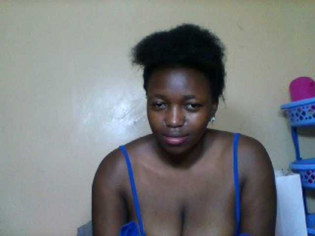 Sexxyladies webcam bongacams model stream image