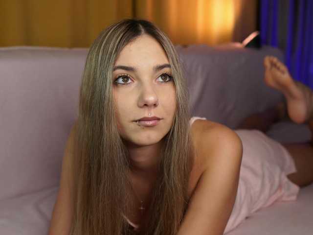 ange-linka's BongaCams show and profile