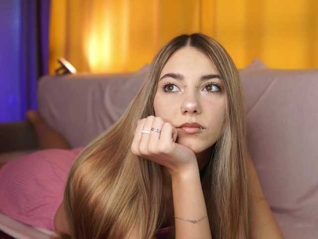 ange-linka's BongaCams show and profile