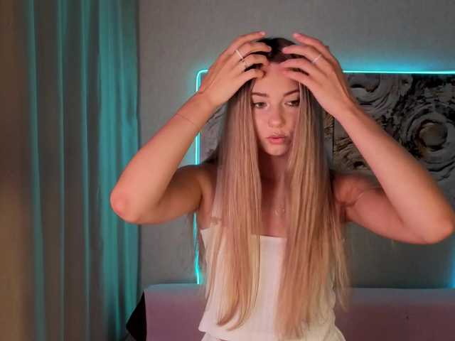 ange-linka's BongaCams show and profile