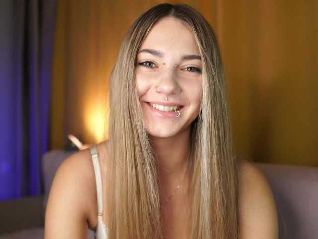 ange-linka's BongaCams show and profile
