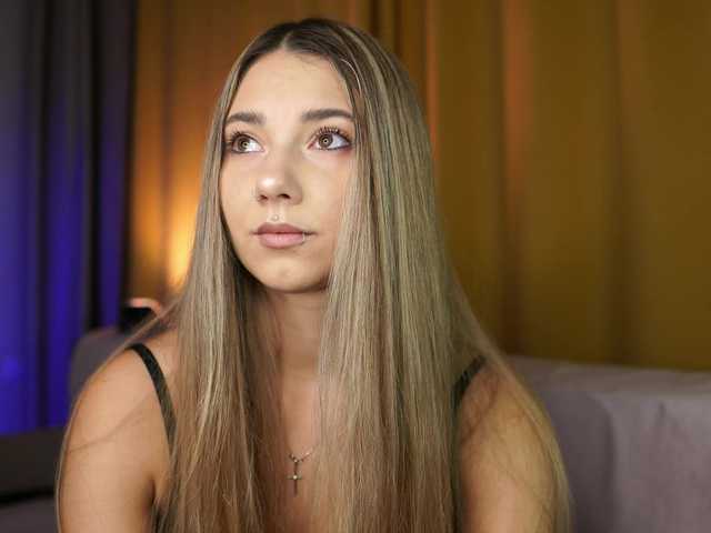 ange-linka's BongaCams show and profile