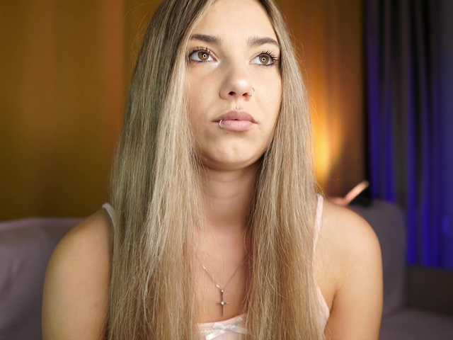 ange-linka's BongaCams show and profile