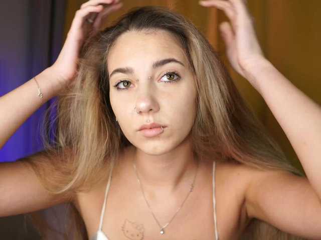 ange-linka's BongaCams show and profile