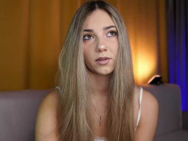 ange-linka's BongaCams show and profile