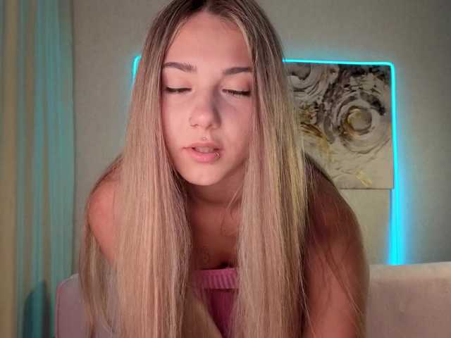 ange-linka's BongaCams show and profile