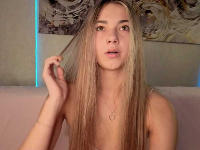 ange-linka – webcam model profile photo