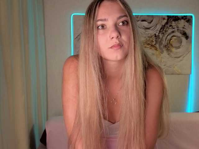 ange-linka's BongaCams show and profile