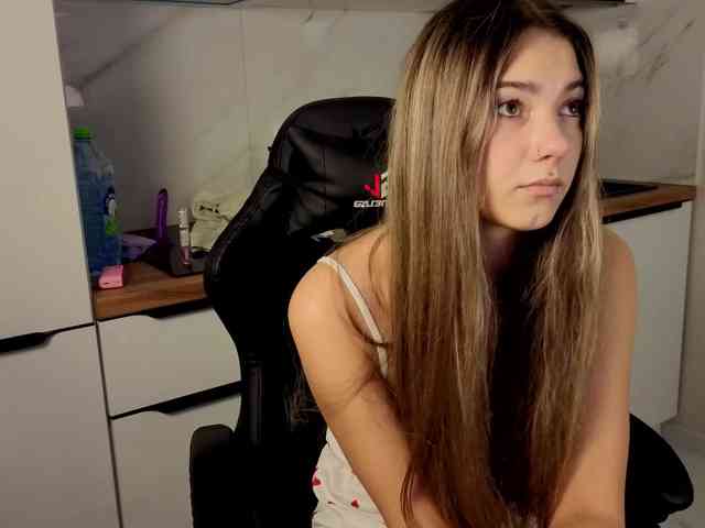 ange-linka ange-linka