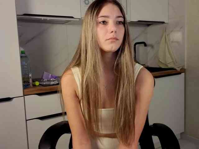 ange-linka Live Webcam on BongaCams