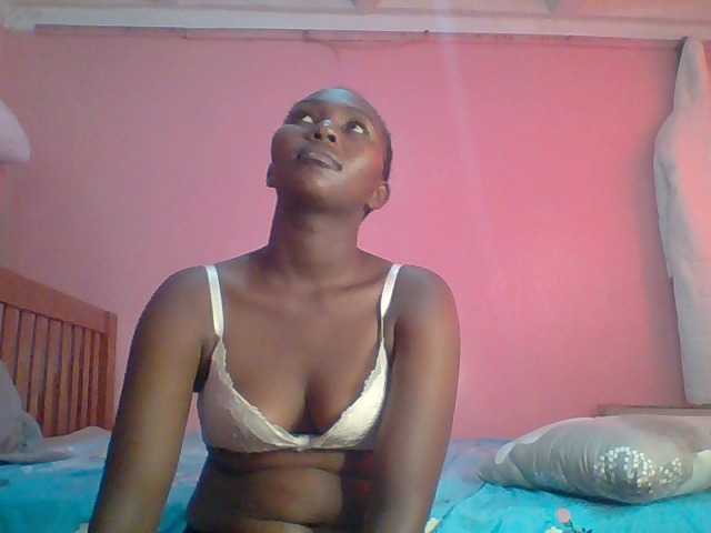 Hot-chocolate-baby webcam bongacams model stream image