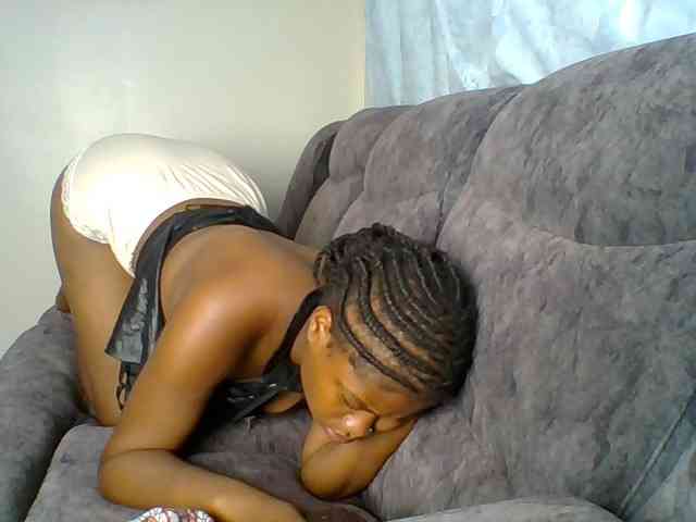 Hot-chocolate-baby webcam