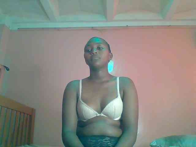 Hot-chocolate-baby webcam