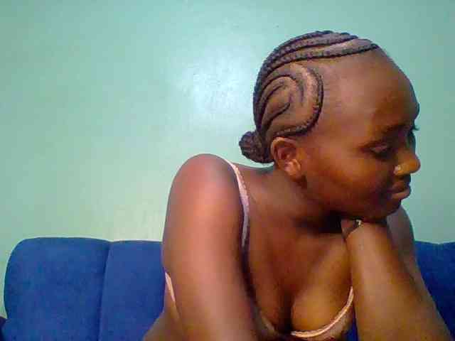 Hot-chocolate-baby webcam