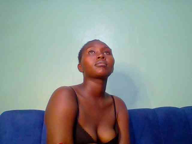 Hot-chocolate-baby webcam